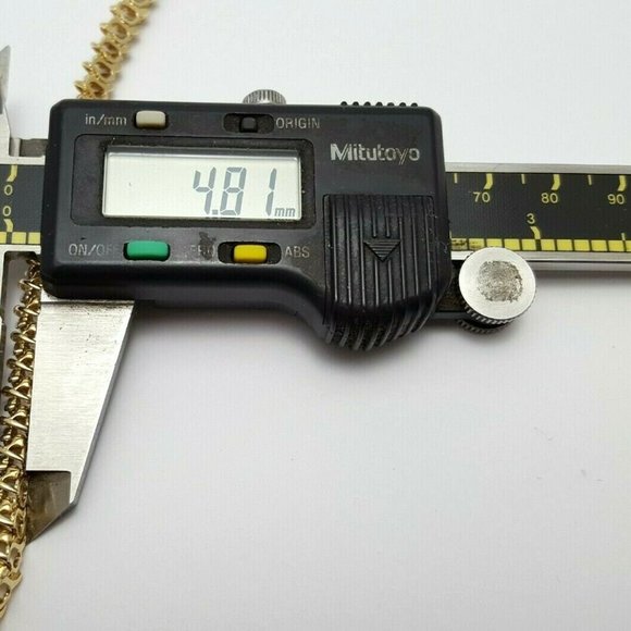 Elegant 14K Karat Yellow Gold Designer Link Tennis Bracelet With Diamonds - Picture 2 of 12